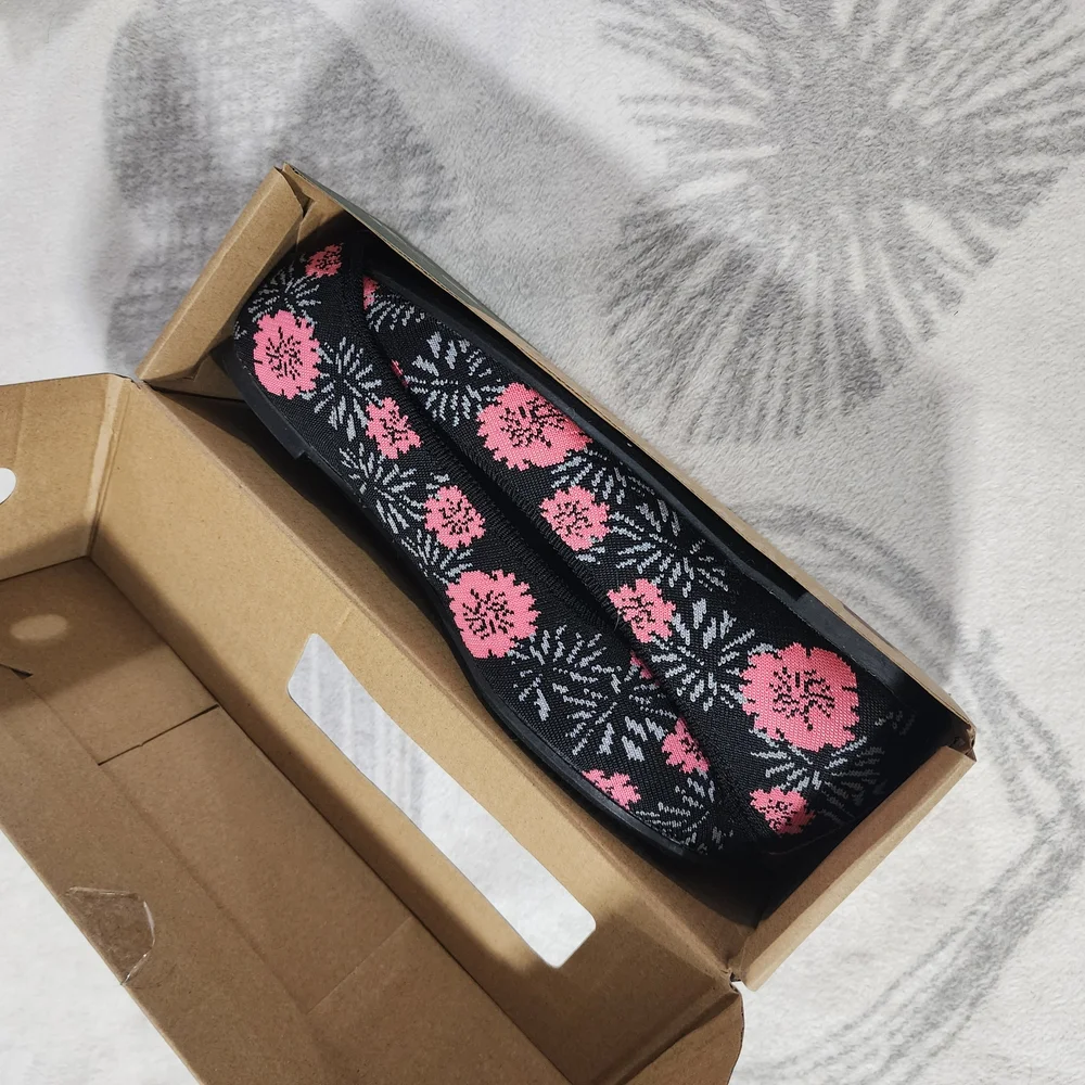Serra Black and‎ Pink Ballet Flats